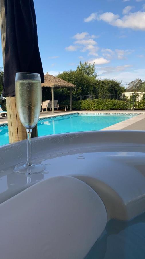 Bed and Breakfast Te Whare Ma à Kerikeri Extérieur photo